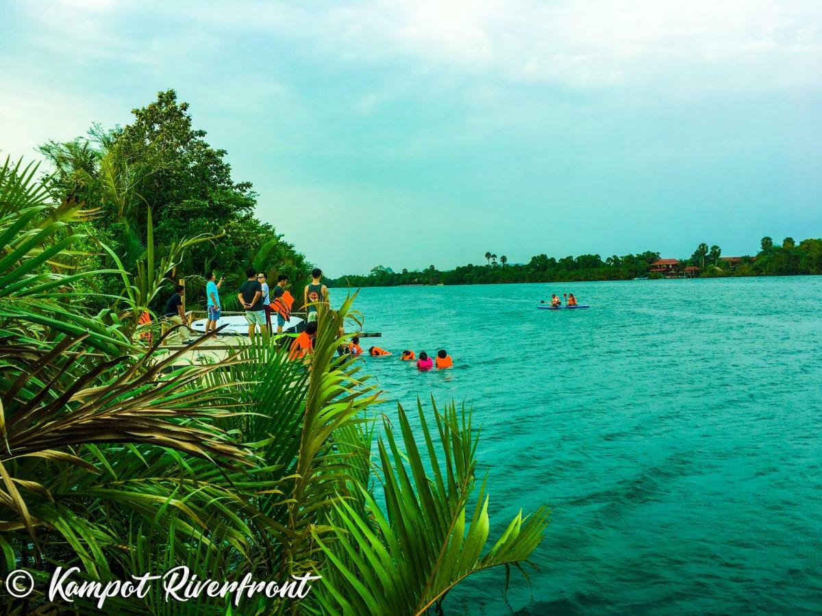 Kampot Riverfront Boutique Exterior photo