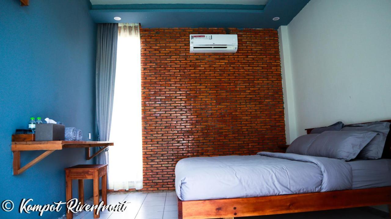Kampot Riverfront Boutique Exterior photo